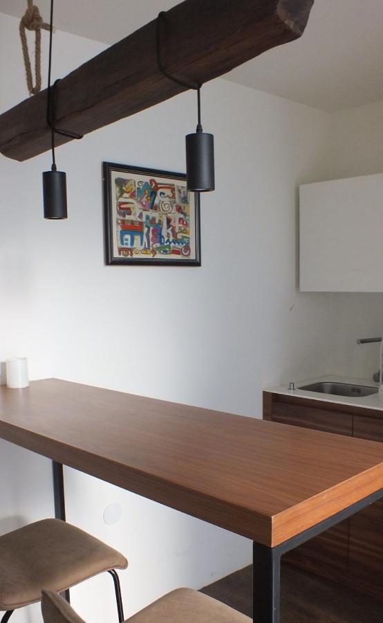 Little L Apartments Dorcol Белград Екстериор снимка